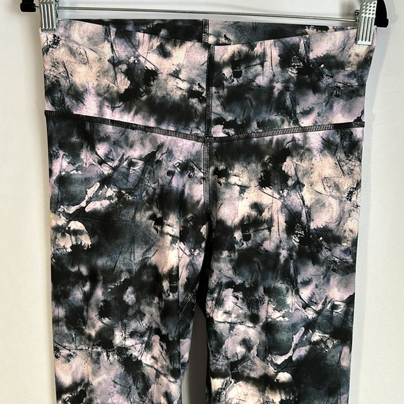 Blackstrap Pinnacle All-Season Base Layer Black & Pink Leggings - Picture 4 of 10